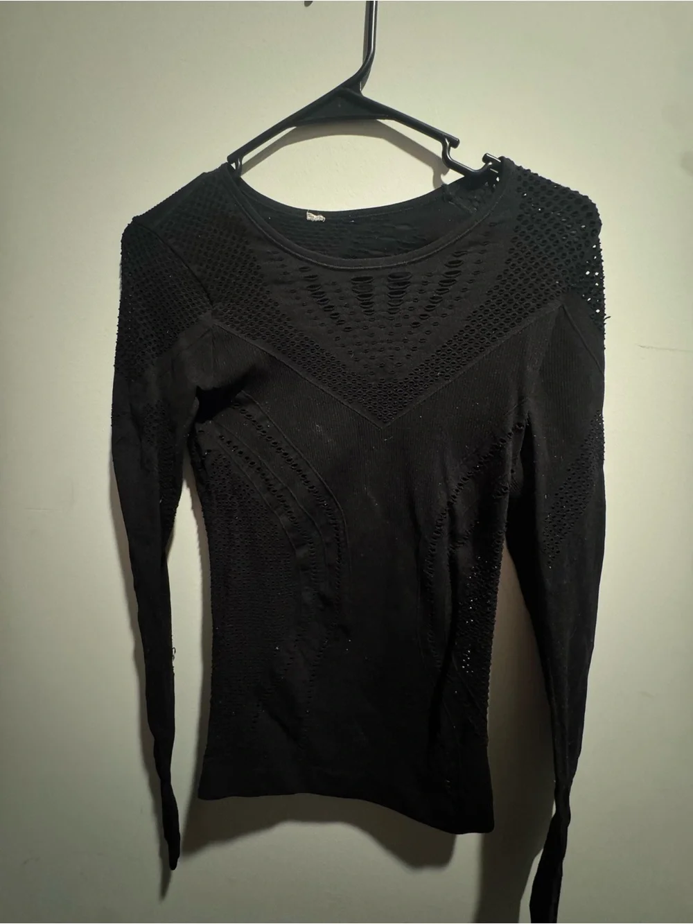 ALO Yoga Black Long Sleeve Seamless Performance Top